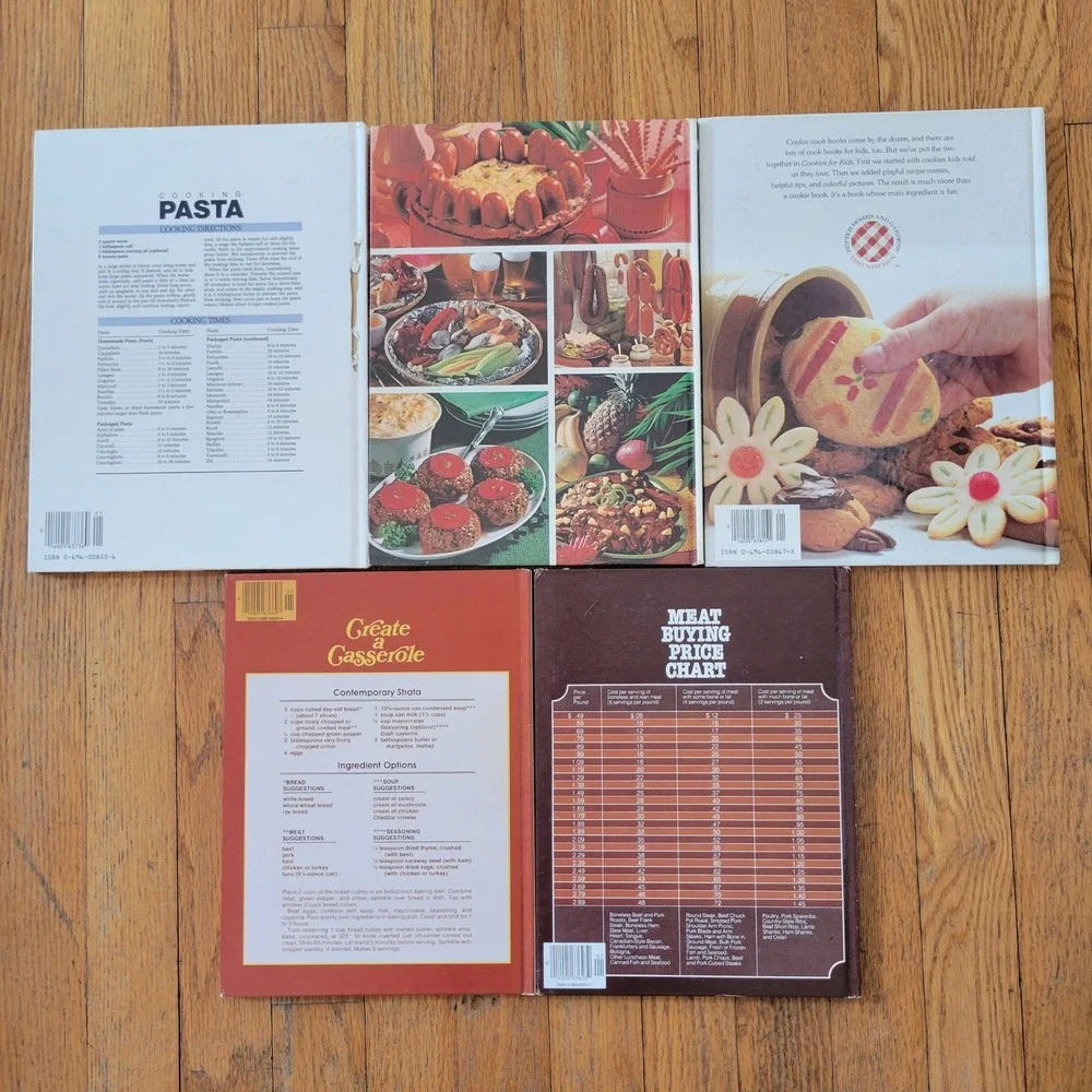 Better Homes and Gardens Vintage Cookbook Lot of 5 Pasta Meat‎ Casserole Cookies